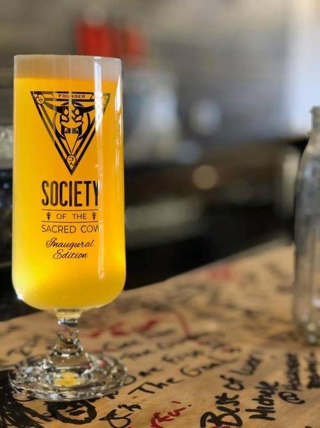 News bière – Après 7 ans de brassage, Bolero Snort ouvre la salle de dégustation
– Bière brune Bolero Snort vend de la mousse depuis 2013, mais l'espace Carlstadt sera son premier emplacement physique.