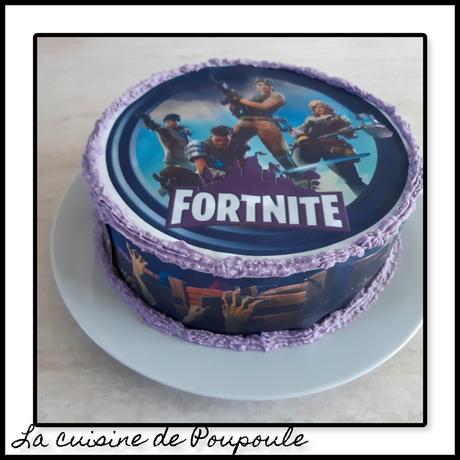 Gâteau Fortnite (molly cake au chocolat, ganache noix de coco)