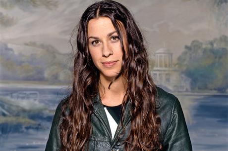 Reasons I Drink, le nouveau single d’Alanis Morissette