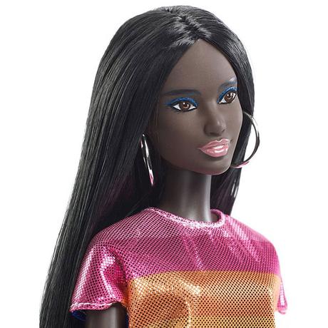 Barbie célèbre la diversité avec ses nouvelles poupées