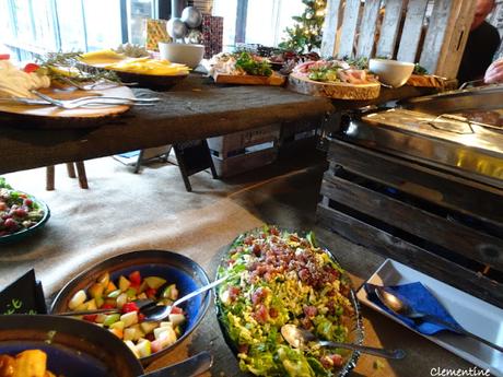 Brunch de Noël au Restaurant de plage Nederzandt à Noordwijk (Pays-Bas)