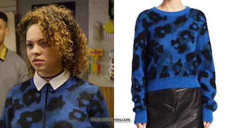 OCTOBER FACTION : Viv’s leopard spot sweater in S1E01