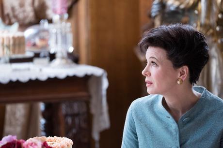 JUDY - La Bande Annonce du film évènement nommé aux Oscars ! Renée Zellweger devient Judy Garland au Cinéma le 26 Février JUDY - La Bande Annonce du film évènement nommé aux Oscars ! Renée Zellweger devient Judy Garland au Cinéma le 26 Février