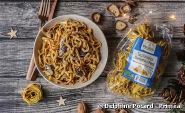 Recette bio : Tagliatelles bio curcuma et pavot Priméal, aux shiitake et aux noix