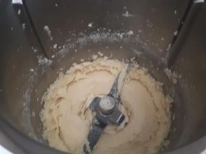 Galette à la poire et crème d'amande Crème d'amande