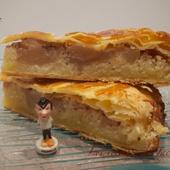 Galette à la poire et crème d'amande Galette à la poire et crème d'amande - Les recettes de Jacre/En toute simplicité
