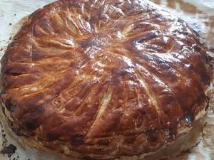 Galette à la poire et crème d'amande Cliquer sur les photographies pour les agrandir