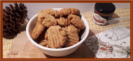 Biscuits à la moutarde à l'ancienne et piment d'Espelette Biscuits à la moutarde à l'ancienne et piment d'Espelette