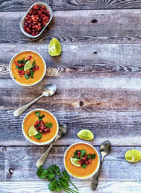 Soupe carottes, patate douce , lait de coco
