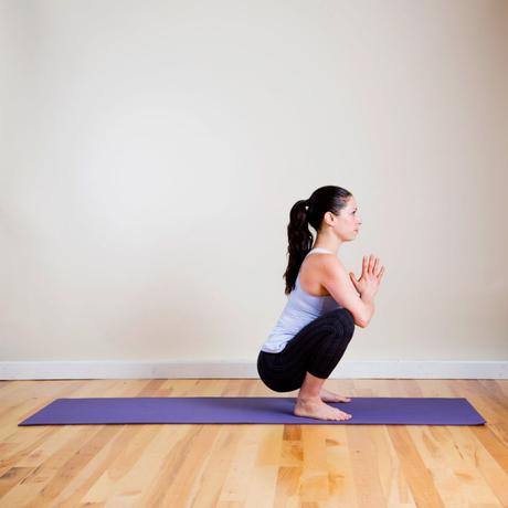 15 positions yoga facile pour façonner votre corps tout entier