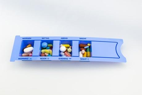 Comment bien choisir et préparer son pilulier?