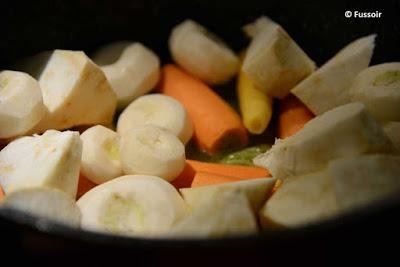 Potée de légumes et de chou vert farci