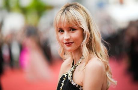 La chanteuse Angèle au casting de la comédie musicale Annette de Léos Carax ? La chanteuse Angèle au casting de la comédie musicale Annette de Léos Carax ?