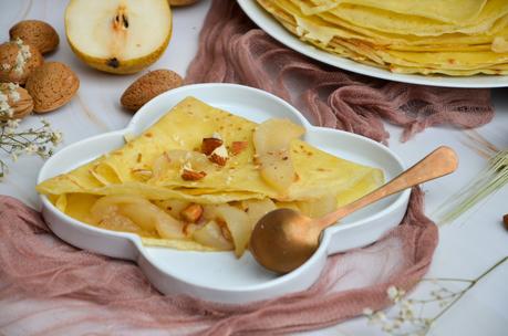 Crêpes aux poires et amandes Crêpes aux poires et amandes