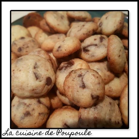 Mini cookies aux pépites de chocolat Mini cookies aux pépites de chocolat