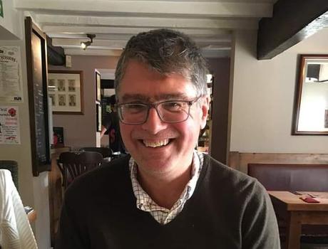 Ian Thurman, qui gère un registre national des pubs desservant Bass.