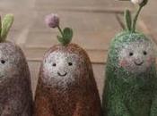 artiste théâtre reçoit paquet laine cadeau devient créatrice jouets photos)