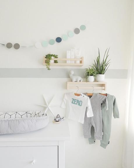 Ikea bekvam hack chambre bébé blanc gris turquoise meuble étoile blanche