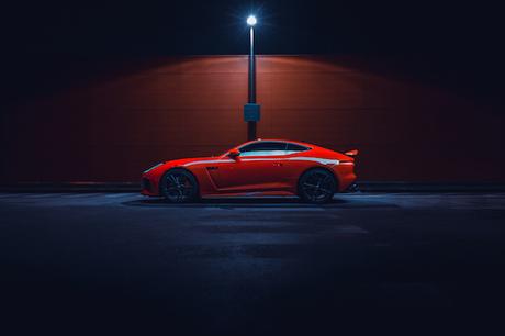 PHOTOGRAPHIE : Le Clair-Obscure Vs Voitures par Rudolf Van der Ven ! JaguarFTypeSVR