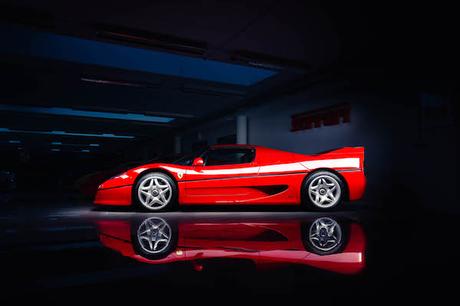 PHOTOGRAPHIE : Le Clair-Obscure Vs Voitures par Rudolf Van der Ven ! FerrariF50