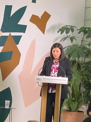 Avec Anne Hidalgo, Paris, ville refuge pour les LGBTQI