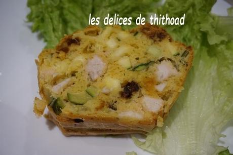 Cake oriental au poulet et aux fruits secs