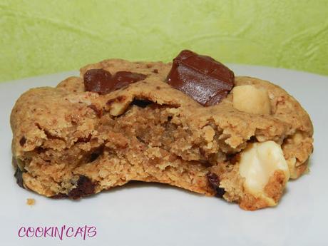 COOKIES CHOCOLAT & CACAHUÈTES (sans gluten, végétalien) COOKIES CHOCOLAT & CACAHUÈTES (sans gluten, végétalien)