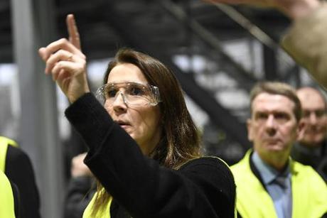 Craft beer – 13 h 13 – Le Premier ministre inaugure une nouvelle ligne de remplissage à Hoegaarden

 – Bière blonde