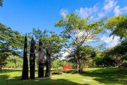 Lapie Christian Lapie Jusqu’à l’ombre Chêne 6,3 x 5 x 2 m 2011 © Fondation Clément
