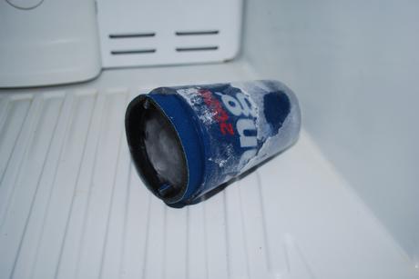 Bière artisanale – Autres utilisations de votre bière Andrew Yang Koozie, maintenant qu’Andrew Yang a suspendu sa campagne
 – Malt