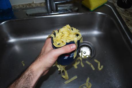 Bière artisanale – Autres utilisations de votre bière Andrew Yang Koozie, maintenant qu’Andrew Yang a suspendu sa campagne
 – Malt