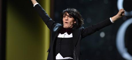 César 2020: Florence Foresti danse avec John Travolta César 2020: Florence Foresti danse avec John Travolta