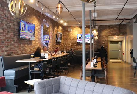 Craft beer – Fretboard Brewing and Public House apporte des plats gastronomiques et de la bière artisanale à Hamilton
– Bière noire Craft beer – Fretboard Brewing and Public House apporte des plats gastronomiques et de la bière artisanale à Hamilton
– Bière noire