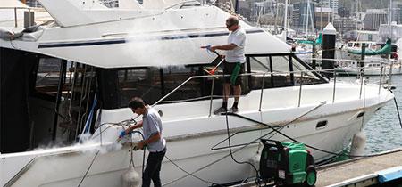 Le nettoyage de bateau écologique : la nouvelle tendance de nettoyage sans eau pour nos bateaux ?