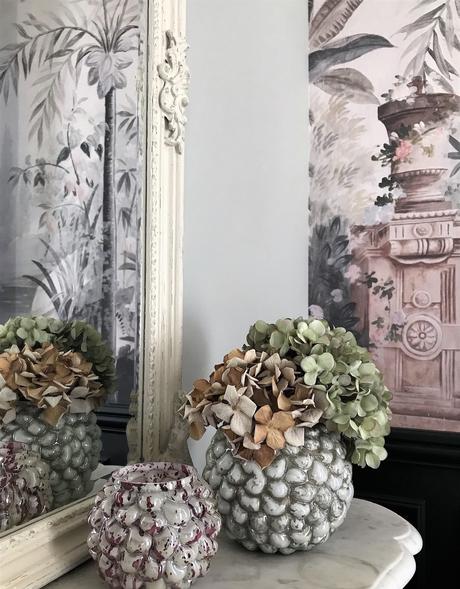 miroir vase vintage fleurs séchées papier peint cheminée - blog déco - clemaroundthecorner