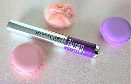 The Falsies Lash Lift rehausse votre regard The Falsies Lash Lift rehausse votre regard