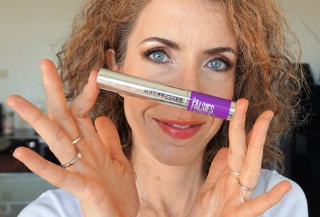The Falsies Lash Lift rehausse votre regard The Falsies Lash Lift rehausse votre regard