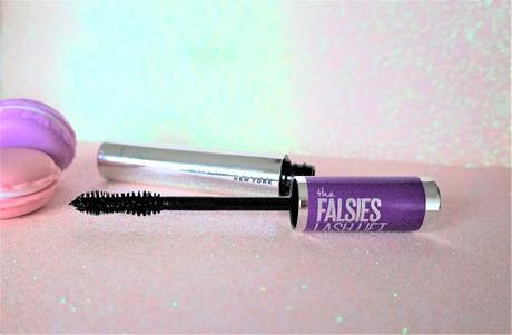 The Falsies Lash Lift rehausse votre regard The Falsies Lash Lift rehausse votre regard
