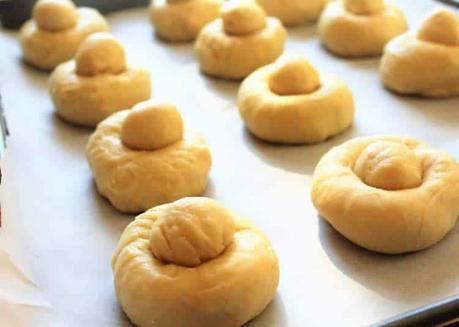 Brioches siciliennes – tuppo au thermomix Brioches siciliennes – tuppo au thermomix