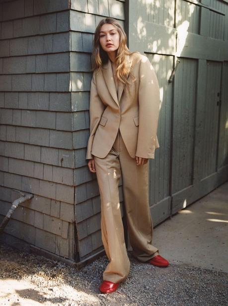 Gigi Hadid par Zoe Ghertner Gigi Hadid par Zoe Ghertner