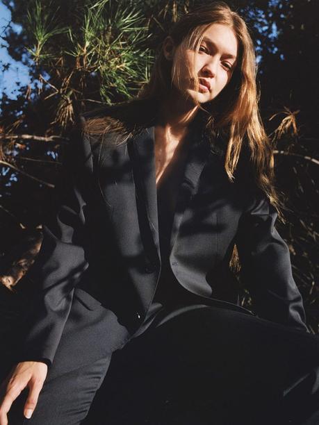 Gigi Hadid par Zoe Ghertner Gigi Hadid par Zoe Ghertner