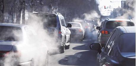 PMG FILE PHOTO - La vision des démocrates de l'Oregon pour réduire les gaz à effet de serre se concentrera principalement sur les émissions de l'industrie plutôt que des véhicules.
