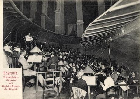 Bayreuth - Festspielhaus-Orchester mit Siegfried Wagner als Dirigent