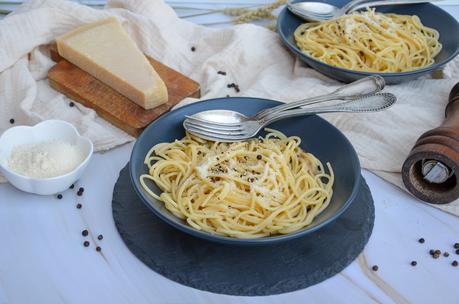 Spaghetti cacio e pepe