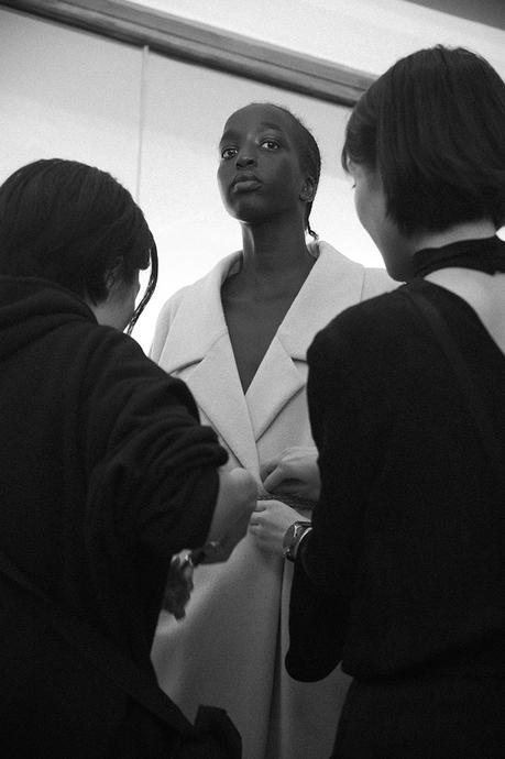 Backstage : le défilé Mame Kurogouchi automne-hiver 2020/2021 Backstage : le défilé Mame Kurogouchi automne-hiver 2020/2021