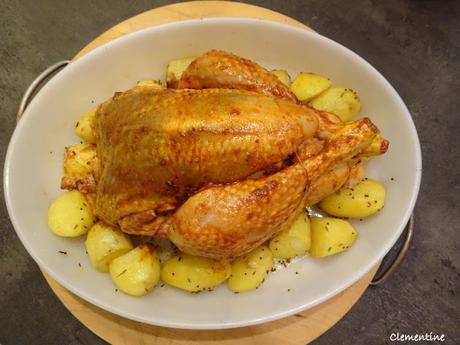Poulet rôti épicé à l'indienne et pommes de terre au cumin Poulet rôti épicé à l'indienne et pommes de terre au cumin