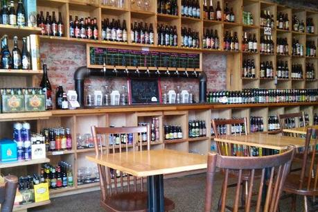 Info bière – Explorez les 4 meilleurs bars à bière économiques de Philadelphie
 – Mousse de bière