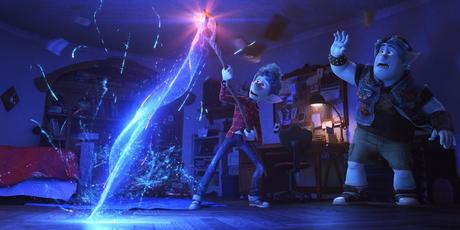 Critique En Avant : un très bon Pixar teinté de magie et d’émotion