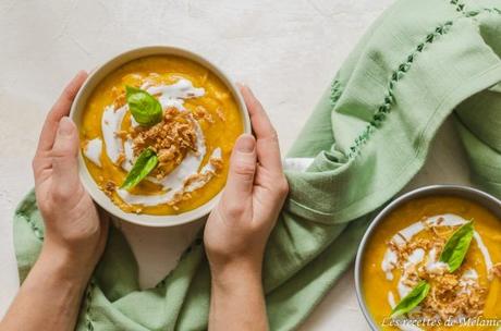 Stylisme culinaire d’une photo de soupe