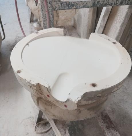 Faïences revisitées par Aurélie Richard pour les Faïencerie de Charolles